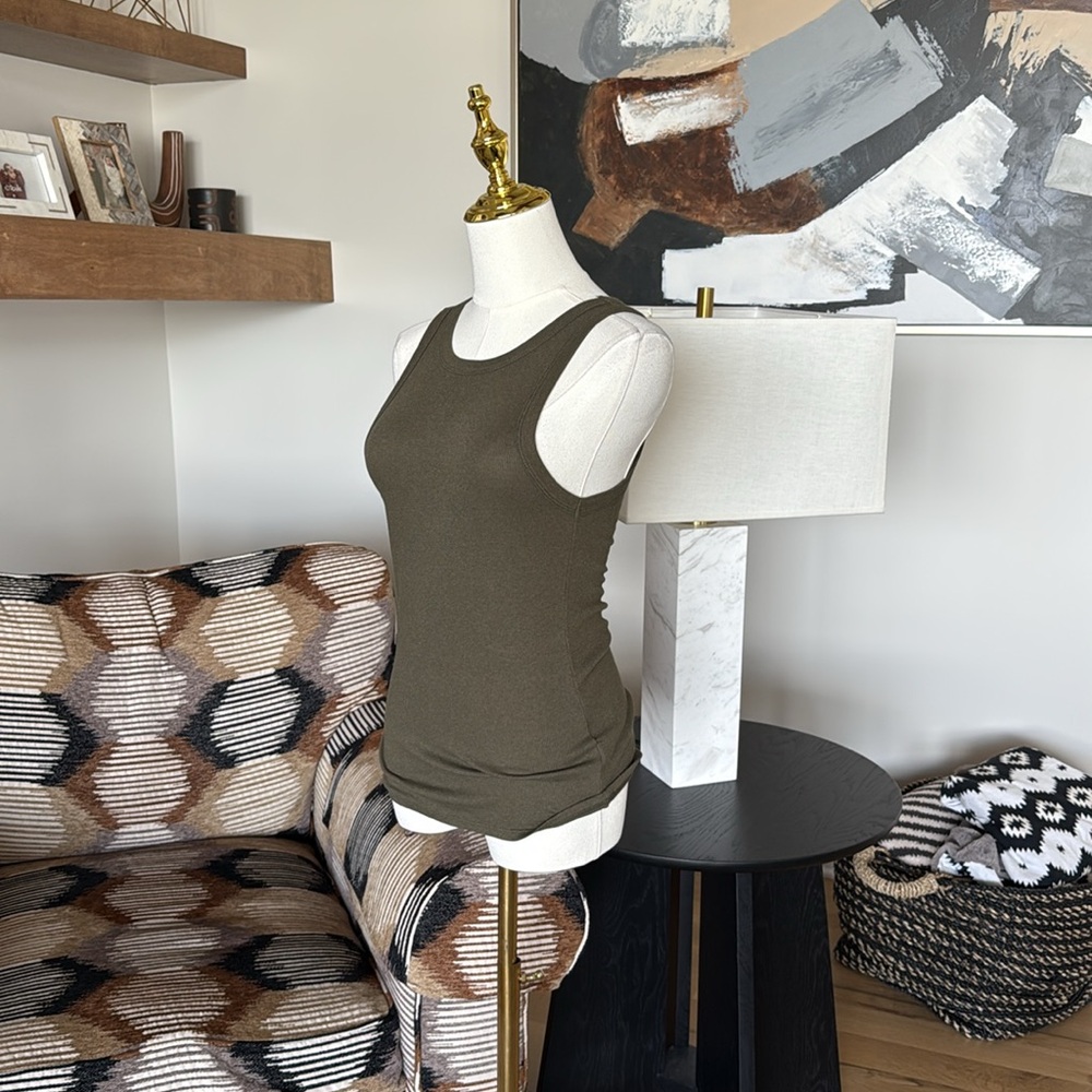 A New Day Ribbed Tank - Picture 4 of 8
